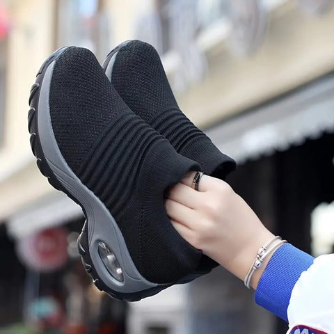 Scarpe da Ginnastica BENNY con suola comoda rialzata