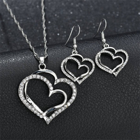 Set da 4 gioielli con tema cuore da donna (TRASF)